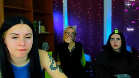 Snapshot of alia_skay chatting on 03/24/26, 01:43 alia skay online show from 03/24/26, 01:43