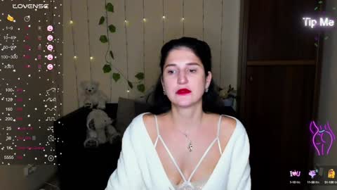 Alianna online show from 01/21/25, 09:35