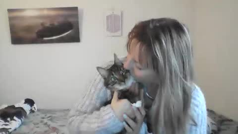 Alice online show from 01/04/25, 08:49