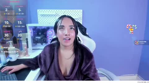 Snapshot of alice_26__ chatting on 11/11/25, 02:06 alice_26__ online show from 11/11/25, 02:06