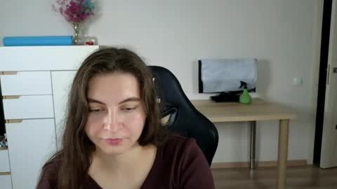 Alice online show from 10/09/25, 10:19