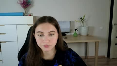 Alice online show from 10/19/25, 05:24