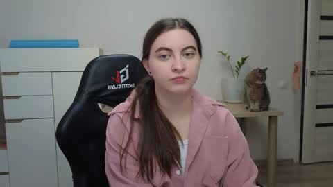 Snapshot of alice_________________________ chatting on 03/27/26, 08:59 Alice online show from 03/27/26, 08:59