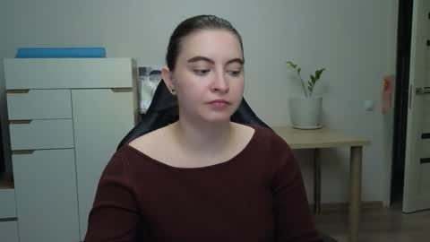 Snapshot of alice_________________________ chatting on 03/29/26, 05:02 Alice online show from 03/29/26, 05:02