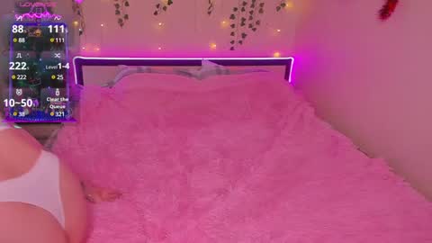 Alice   Miss online show from 12/21/24, 08:10