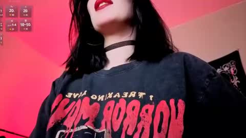 Snapshot of alice___mistress chatting on 07/29/26, 10:52 Miss Alice online show from 07/29/26, 10:52