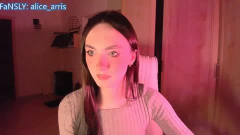 Snapshot of alice__aris chatting on 04/20/26, 05:37 Alice Aris online show from 04/20/26, 05:37