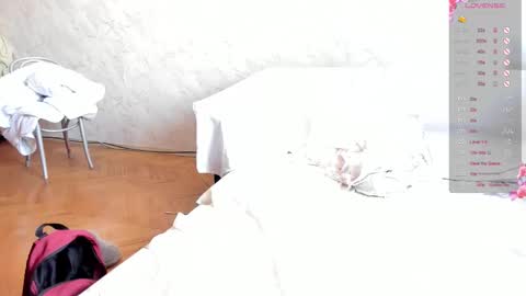 Snapshot of alice_allens chatting on 03/11/26, 11:27 Alice online show from 03/11/26, 11:27