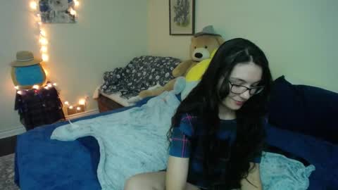 Alice Asks online show from 09/13/25, 04:56