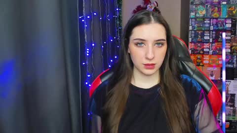 Snapshot of alice_bailey chatting on 01/23/25, 01:56 Alice online show from 01/23/25, 01:56