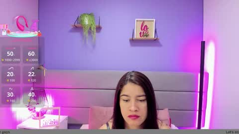 alice_brookss_ online show from 12/15/25, 01:04