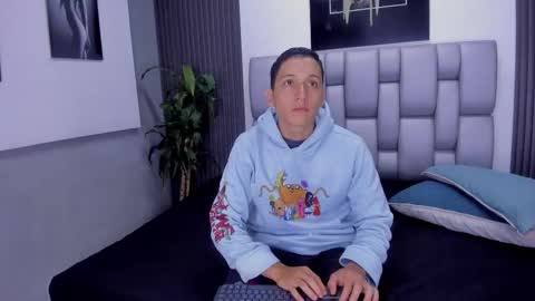    online show from 10/16/25, 11:33