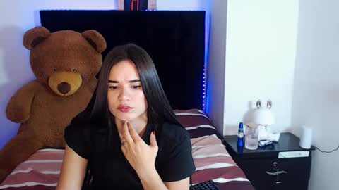 Snapshot of alice_cross20 chatting on 04/23/26, 02:02 kia online show from 04/23/26, 02:02