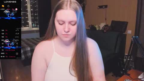 Alice 3 online show from 12/04/25, 02:26