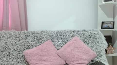 Snapshot of alice_dussan_ chatting on 09/29/25, 05:40 alice online show from 09/29/25, 05:40