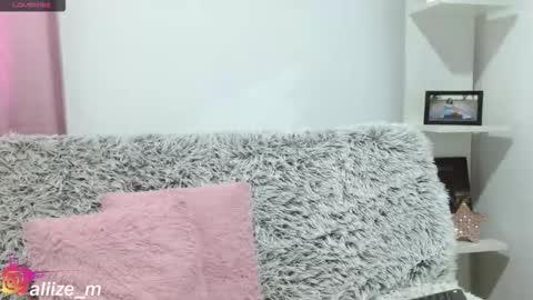 Snapshot of alice_dussan_ chatting on 10/07/25, 06:49 alice online show from 10/07/25, 06:49