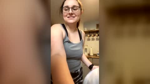 Alice Edens online show from 03/22/26, 07:17