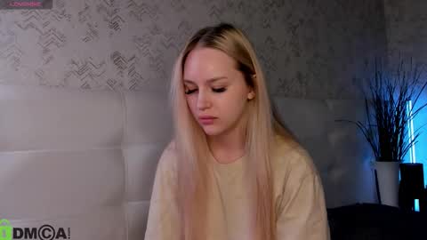 Alice online show from 10/12/25, 10:53