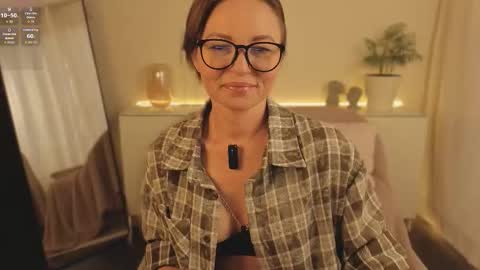 alice_eva online show from 09/10/25, 11:21