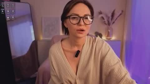 Snapshot of alice_eva chatting on 03/25/26, 12:11 alice_eva online show from 03/25/26, 12:11