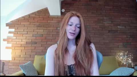 Snapshot of alice_ginger chatting on 09/14/25, 05:06 Hello im Alice online show from 09/14/25, 05:06
