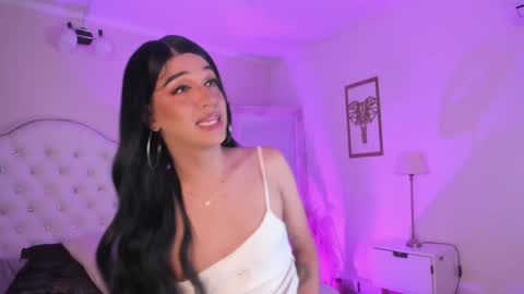 Snapshot of alice_graay_ chatting on 01/07/25, 09:50 Alice Graay online show from 01/07/25, 09:50