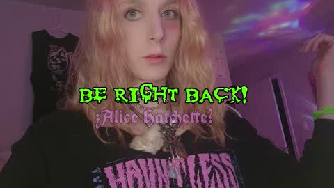 Snapshot of alice_hatchette chatting on 02/20/26, 03:56 Alice Hatchette online show from 02/20/26, 03:56