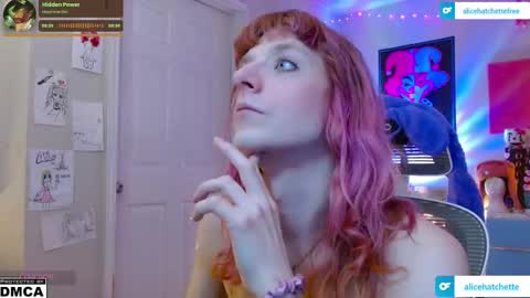 Snapshot of alice_hatchette chatting on 03/26/26, 07:41 Alice Hatchette online show from 03/26/26, 07:41