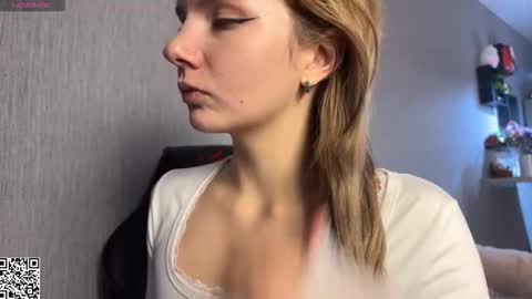 My name is Alice find out about me in the Fansly  online show from 10/13/25, 03:12