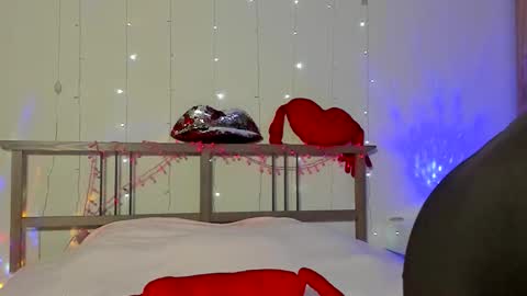 Hot Like Fire online show from 11/22/25, 09:52