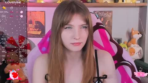 Snapshot of alice_langley chatting on 12/18/24, 12:51 Alice 3 online show from 12/18/24, 12:51