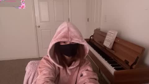 Alice Lee online show from 03/01/26, 12:12