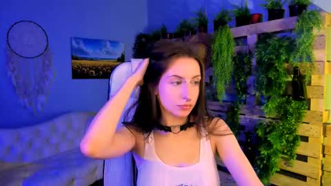 Snapshot of alice_lice chatting on 10/10/25, 12:15 alice_lice online show from 10/10/25, 12:15