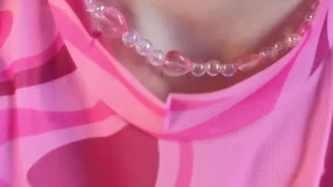 Snapshot of alice_liss_ chatting on 04/27/26, 02:48 Alice online show from 04/27/26, 02:48