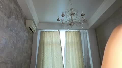 Snapshot of alice_liss_ chatting on 05/10/26, 03:39 Alice online show from 05/10/26, 03:39