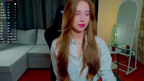 Snapshot of alice_loft chatting on 04/19/26, 03:06 Alice online show from 04/19/26, 03:06