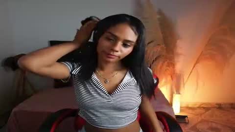 Snapshot of alice_luxx chatting on 07/20/26, 01:02 alice_luxx online show from 07/20/26, 01:02