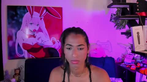 Snapshot of alice_massiel chatting on 11/22/25, 02:49 online show from 11/22/25, 02:49