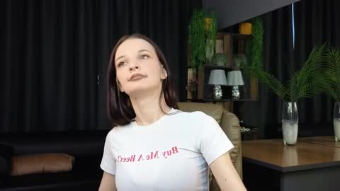 alice meyx online show from 04/12/26, 04:28