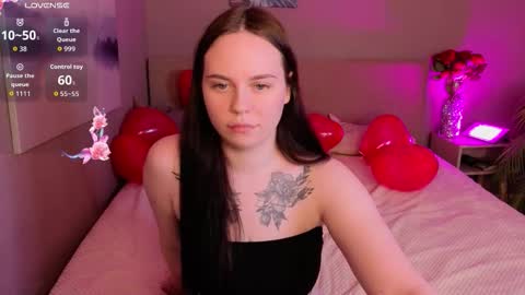 Snapshot of alice_moondark chatting on 02/13/26, 08:49 Alice online show from 02/13/26, 08:49