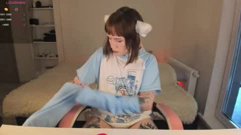  Alice  online show from 10/11/25, 12:15