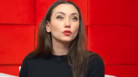 AliceMunro online show from 02/12/25, 02:24