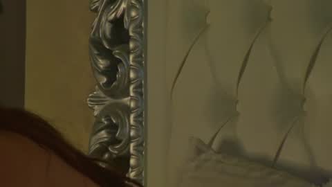 Snapshot of alice_munro chatting on 06/14/26, 02:24 AliceMunro online show from 06/14/26, 02:24