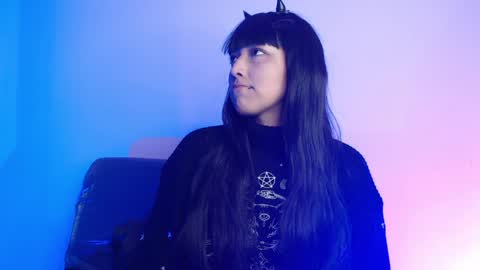 Snapshot of alice_phantom chatting on 04/01/26, 02:12 online show from 04/01/26, 02:12