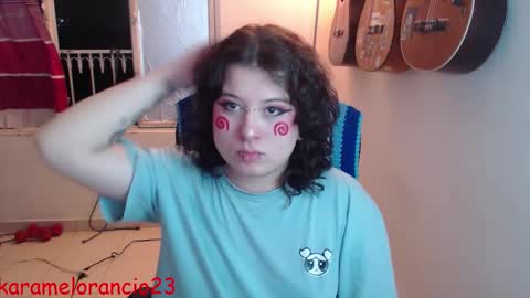 Alicia Aldara online show from 09/17/25, 03:41