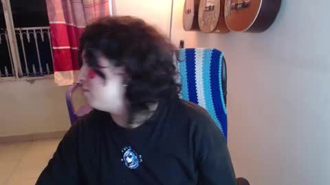 Alicia Aldara online show from 10/12/25, 02:32