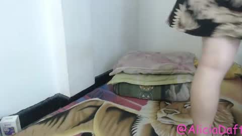 Snapshot of alice_psilocybe_sabina420 chatting on 06/23/26, 03:10 Alicia Aldara online show from 06/23/26, 03:10
