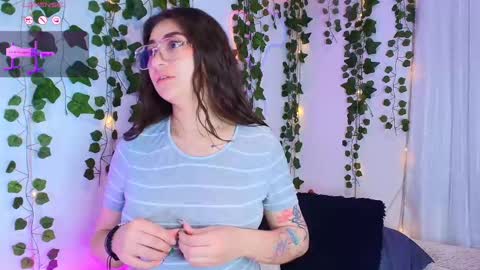 Alice and Samii online show from 10/10/25, 11:53