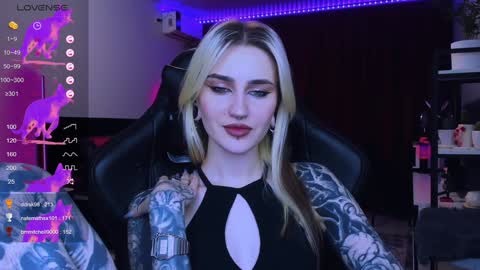 Snapshot of alice_specter chatting on 01/25/25, 09:04 Alice online show from 01/25/25, 09:04