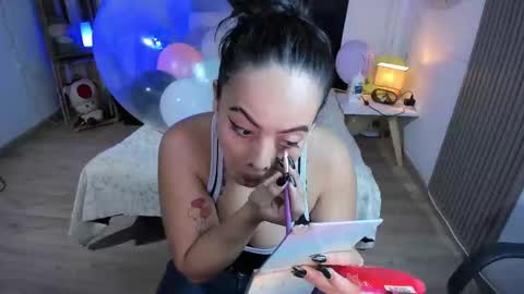 Snapshot of alice_star7 chatting on 01/27/25, 08:17 Alice online show from 01/27/25, 08:17